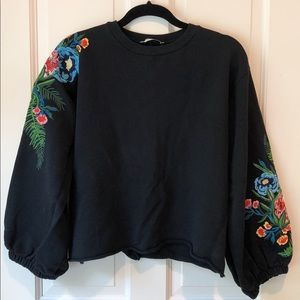 Zara spring summer 2017 black floral sweater